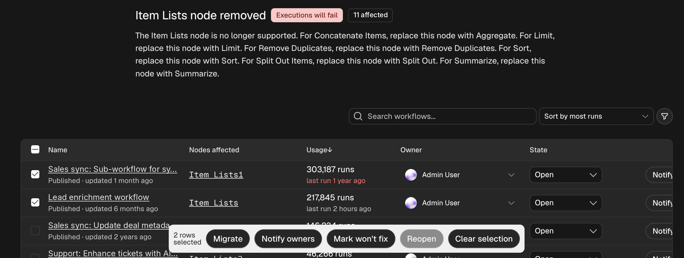 Item Lists issue detail page with two workflows selected and the bulk action bar